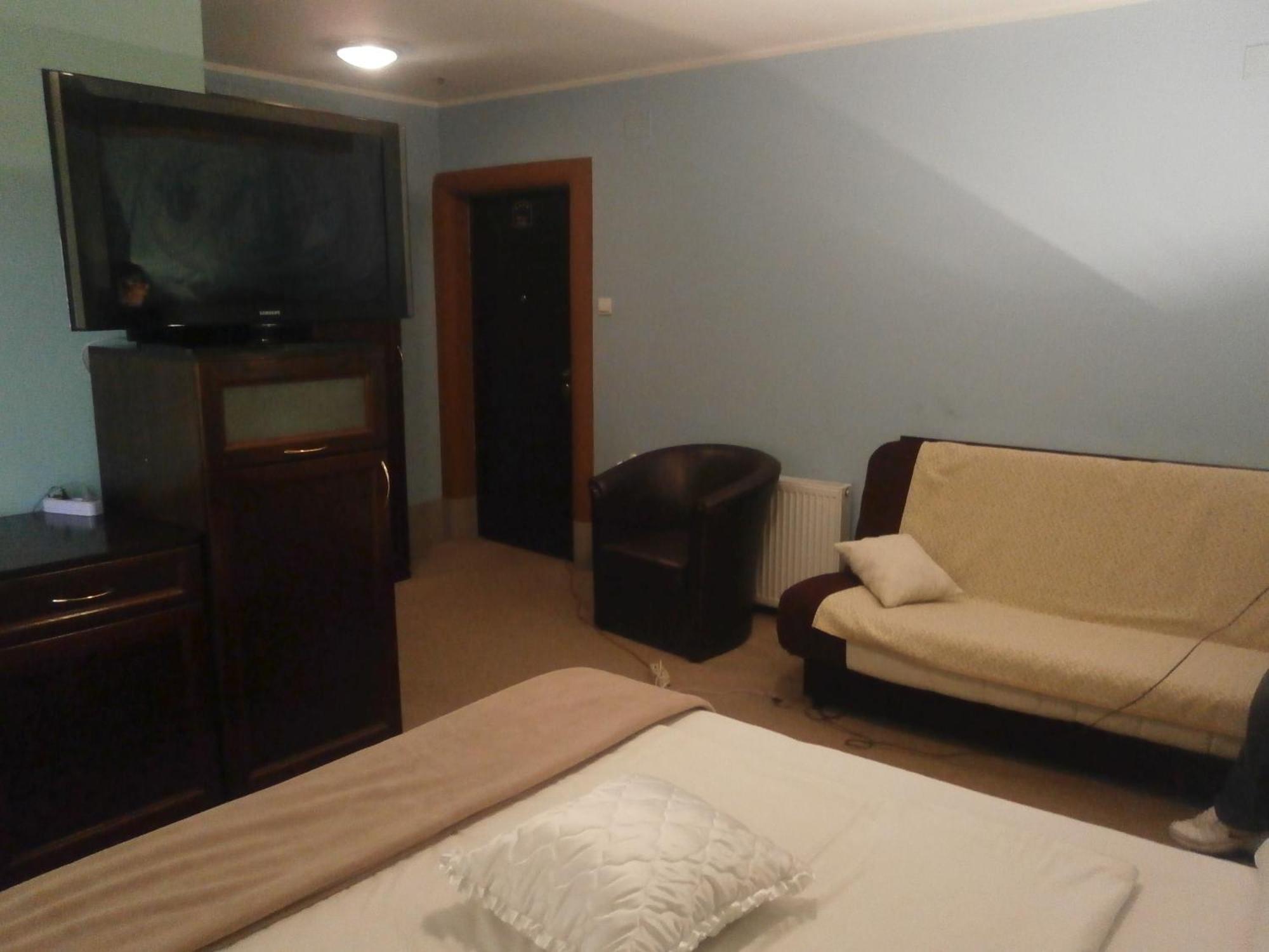 Hotel Vila Mitic Luxx Spa Centar Leskovac  Buitenkant foto
