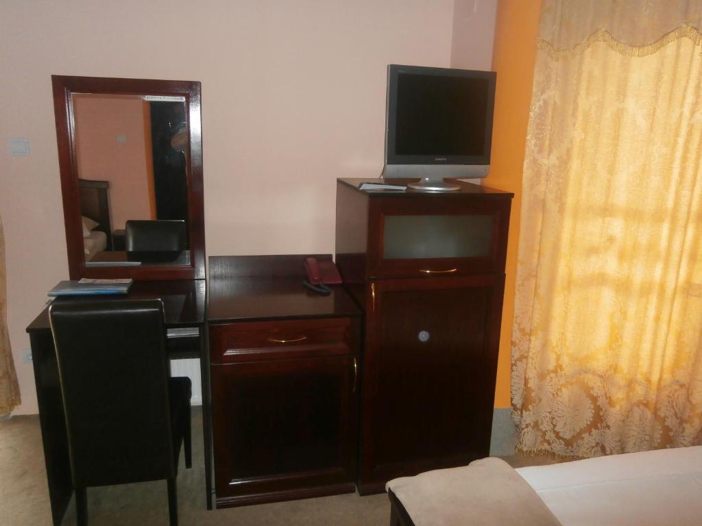 Hotel Vila Mitic Luxx Spa Centar Leskovac  Buitenkant foto